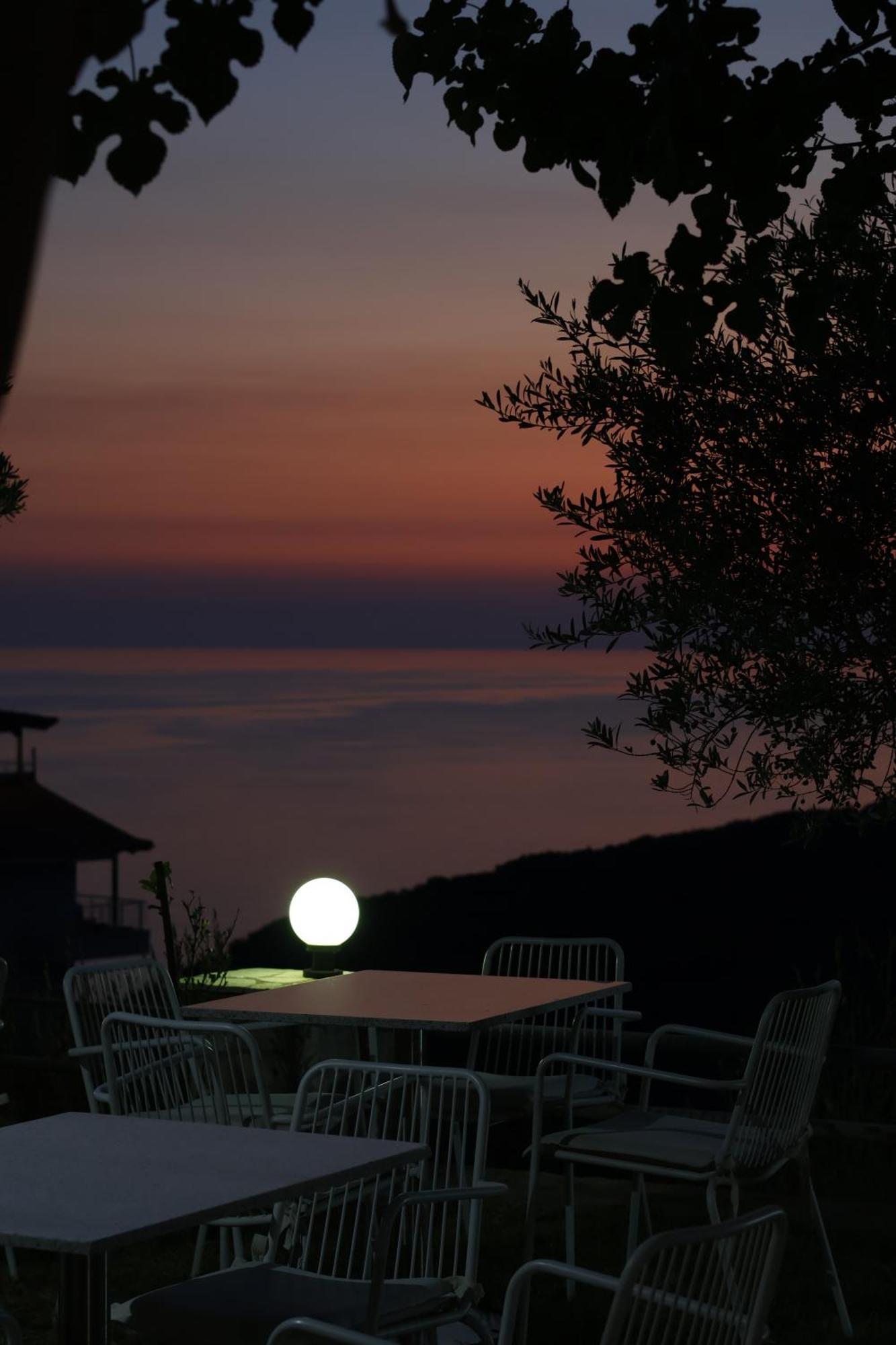 Sunset Serenity Himarë Dış mekan fotoğraf